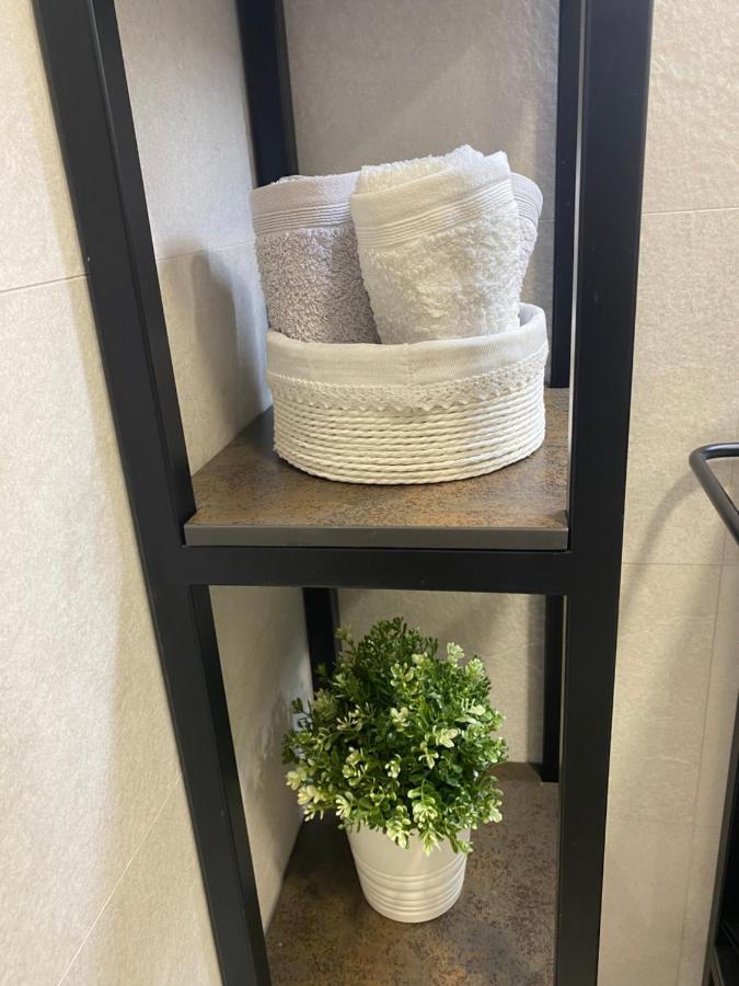 Cal Franch 3 Apartment Cardona Luaran gambar